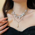 Pure White Muse Court Style Multilayer Faux Pearl Teardrop Choker Necklace Vintage Old Money Jewelry view 3