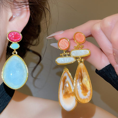 Vintage Resin Round Teardrop Pendant Drop Earrings With Silver Posts For Women