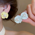 Fresh Floral Faux Pearl Stud Earrings For Women Sweet Luxury Elegant Flower Ear Jewelry view 1
