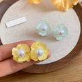 Fresh Floral Faux Pearl Stud Earrings For Women Sweet Luxury Elegant Flower Ear Jewelry view 2