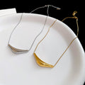 Stainless Steel Minimalist Curved Geometric Pendant Necklace For Women, Chic Collarbone Choker view 4