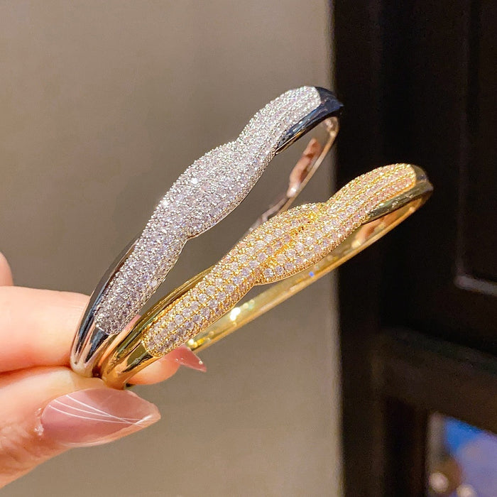 Light Luxury Copper Full Rhinestone Wave Bangle For Banquet Fashion Geometric Jewelry
