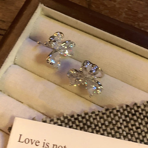 Light Luxury Copper Rhinestone Heart Flower Ear Cuff Clip-on Earrings for Women