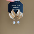 French Vintage Leaf Faux Pearl Stud Earrings For Women Light Luxury Silver Needle Jewelry view 4