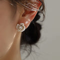 French Camellia Heart Pearl Stud Earrings Alloy Floral Sweet Vintage Light Luxury Ear Jewelry view 1