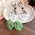 Marbled Resin Round Stud Earrings For Women European Vintage Light Luxury Geometric Design view 2