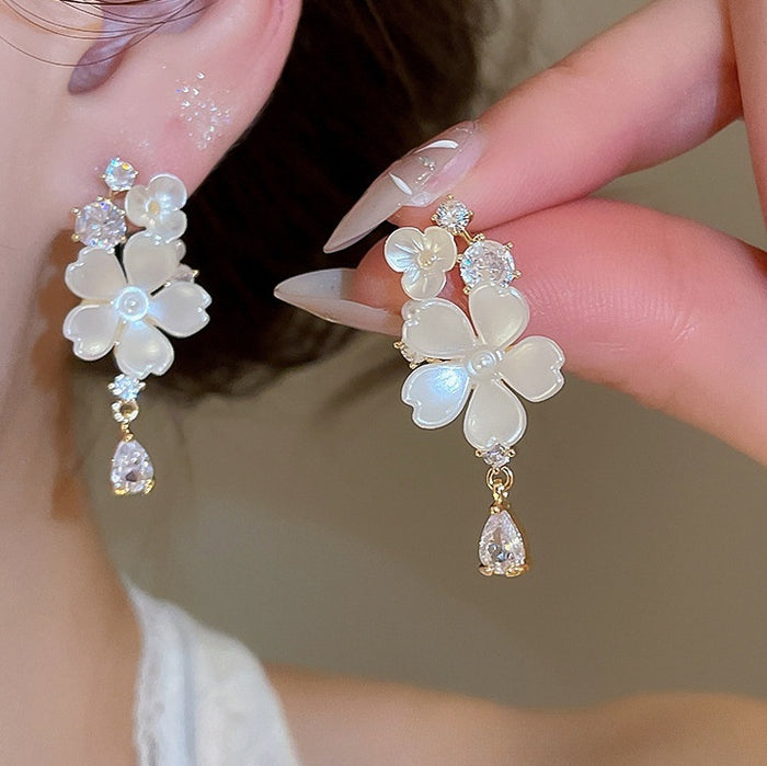 Elegant Copper Floral Water Drop Pearl Stud Earrings Light Luxury Fashion Jewelry