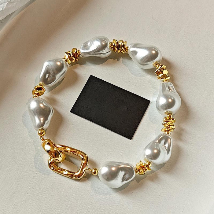 2026 New Vintage Baroque Geometric Imitation Pearl Beaded Bracelet Elegant Office Lady Jewelry For Women