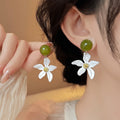 White Resin Starfish Flower Stud Earrings For Women Fresh Spring Statement Jewelry view 2