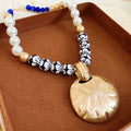 Old Money Vintage Alloy Ceramic Bead Pearl Necklace With Distressed Round Pendant view 4