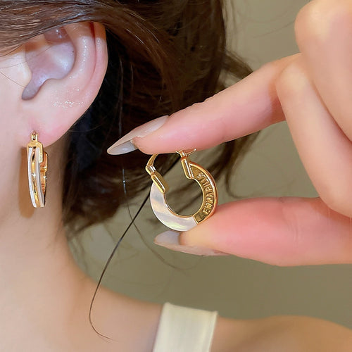 24K Gold Plated Vintage Mother Of Pearl Round Letter Clip Earrings Playful Geometric Shell Jewelry