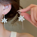 2026 New Alloy Metal Flower Drop Earrings Fashion OL Minimalist Pendant Ear Hook Jewelry view 3