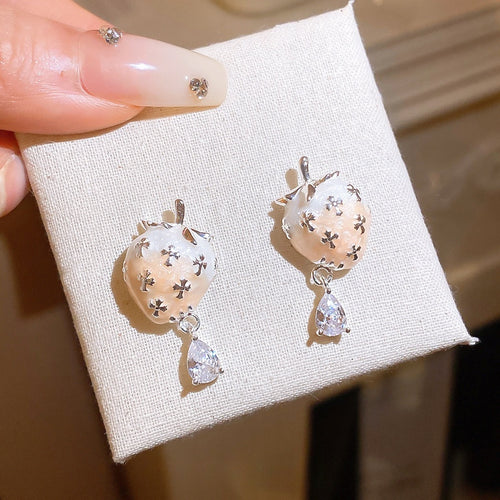 Sweet Strawberry Zircon Copper Stud Earrings With Silver Pin, Light Luxury Fruit Jewelry For Women
