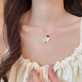 Old Money Style Shell Swallow Bird Pendant Necklace For Women New Chinese Elegant Collarbone Chain view 3