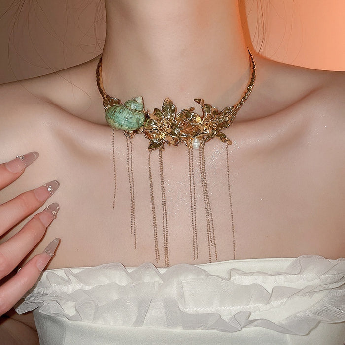 Old Money Alloy Floral Conch Tassel Choker Necklace, Vintage Statement Metal Jewelry