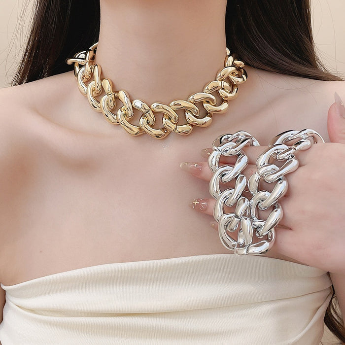 Old Money Style Geometric Plastic Resin Chain Adjustable Choker Necklace For Women