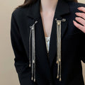 Minimalist Iron Chain Tassel Geometric Brooch, Light Luxury Niche Clothing Accessory view 1