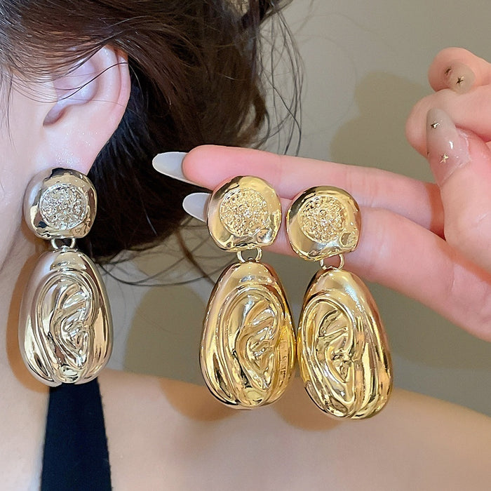 2026 New European Style Alloy Waterdrop Stud Earrings For Women Textured Statement Metal Jewelry