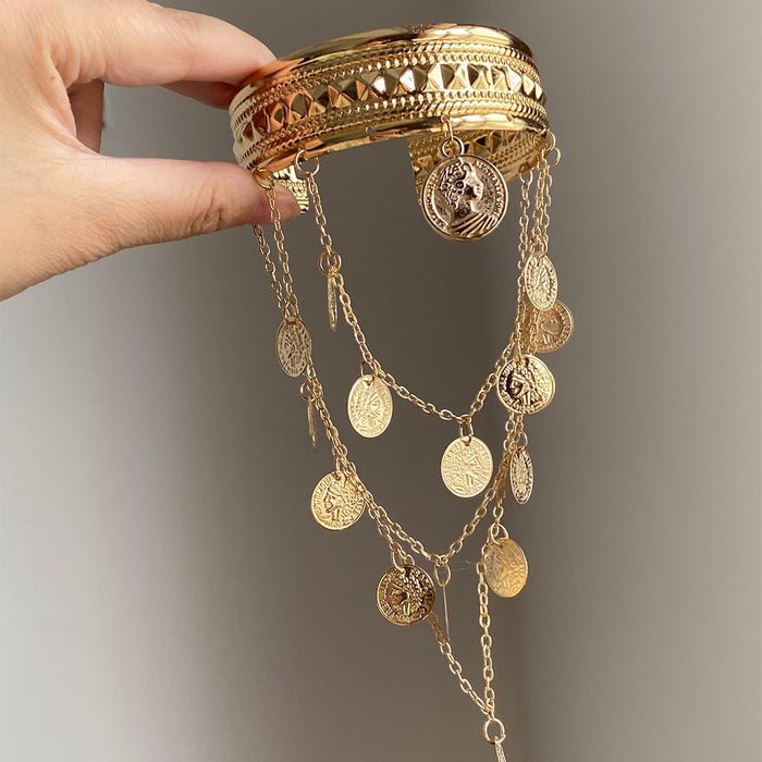 European Style Alloy Arm Bangle With Round Portrait Pendant, Statement Metal Bracelet
