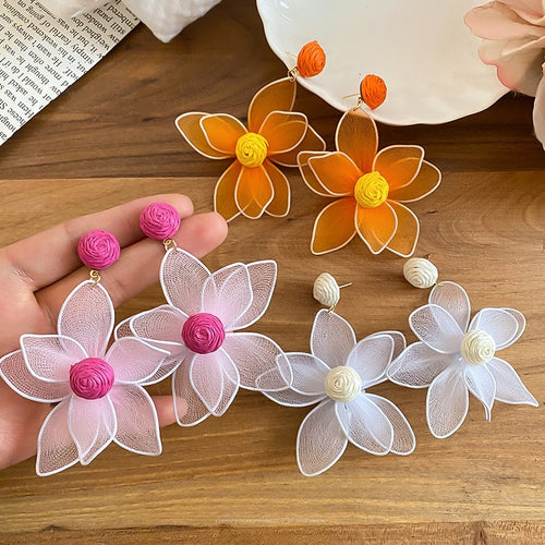 French Sweet Mesh Flower Stud Earrings With Silver Posts, Bohemian Resort Raffia Floral Design