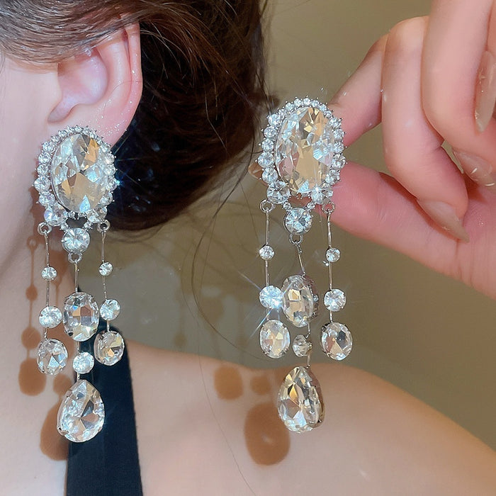 Sparkling Alloy Rhinestone Oval Teardrop Tassel Clip-on Earrings For Women