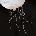 Asymmetric Butterfly Pearl Alloy Stud Earrings For Women Minimalist Floral Light Luxury Jewelry view 2