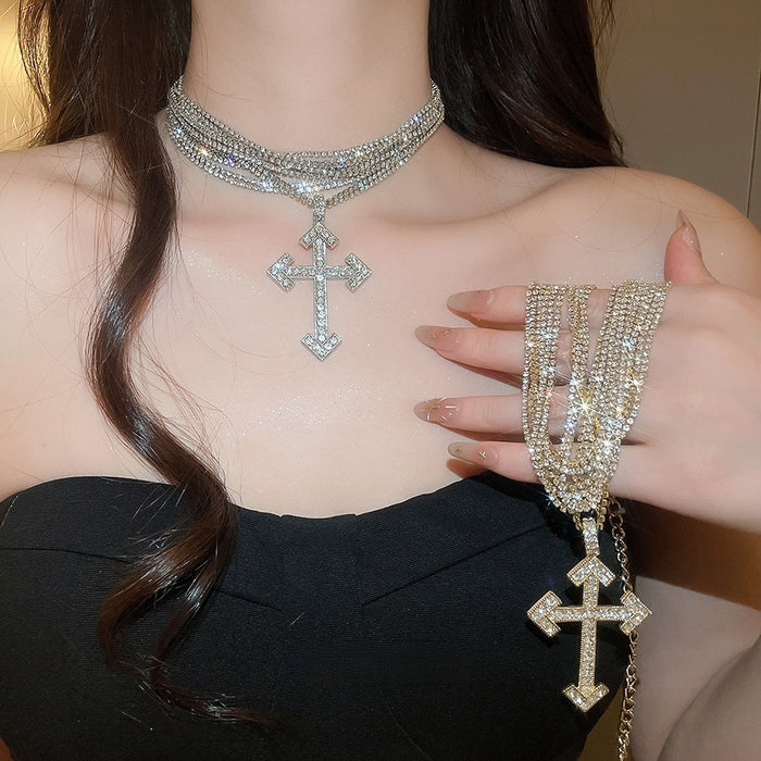 Old Money Alloy Rhinestone Cross Flower Necklace For Women, Geometric Statement Collarbone Choker
