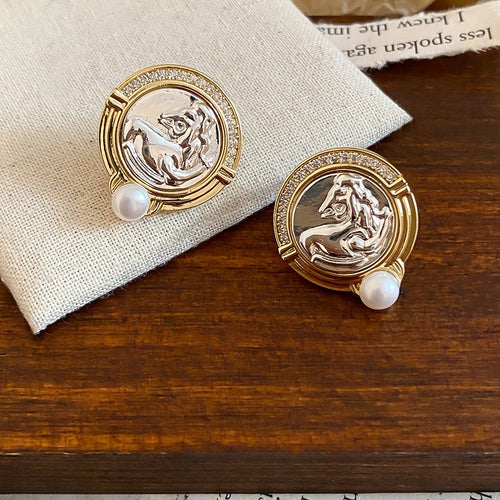 French Vintage Copper Round Horse Head Pearl Stud Earrings Light Luxury Geometric Jewelry