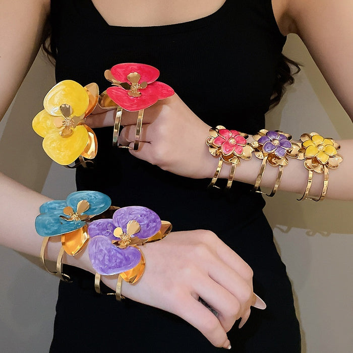 European Vintage Iron Enamel Flower Double Layer Open Cuff Bangle Sweet Light Luxury Jewelry
