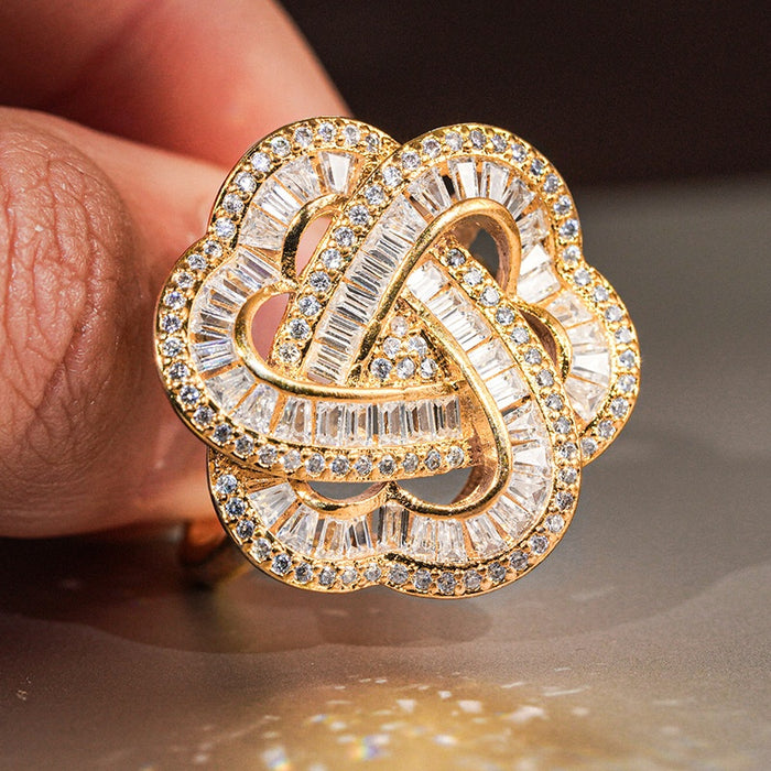 Delicate Princess Heart Three Petal Flower Ring, Heavy Craft Light Luxury Finger Ring