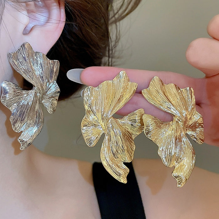 Irregular Geometric Textured Metal Stud Earrings With Silver Pins, Vintage Minimalist Statement Style