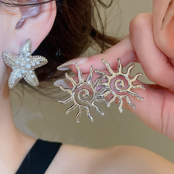 Alloy Starfish Pearl Stud Earrings With Silver Pins, European American Fashion Jewelry For Women