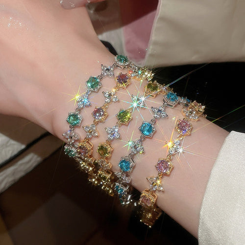 18K Gold Plated Copper Zircon Flower Round Bangle For Women Light Luxury Jewelry