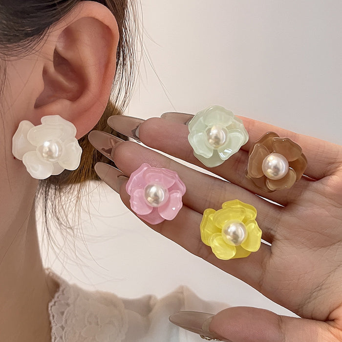 Elegant Colorful Acrylic Flower Pearl Studs For Women Minimal Luxury Commuter Fashion Earrings