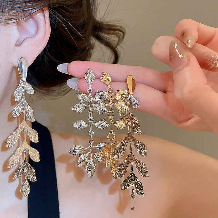 Western Style Iron Crumpled Leaf Tassel Drop Earrings With Silver Needle Posts For Women