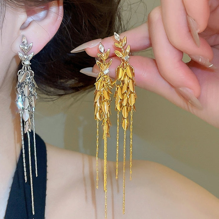 Light Luxury Copper Zircon Floral Wheat Tassel Clip-on Earrings for Women