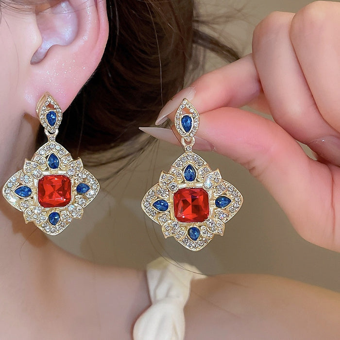 Vintage Court Style Alloy Rhinestone Rhombus Square Stud Earrings With Silver Posts