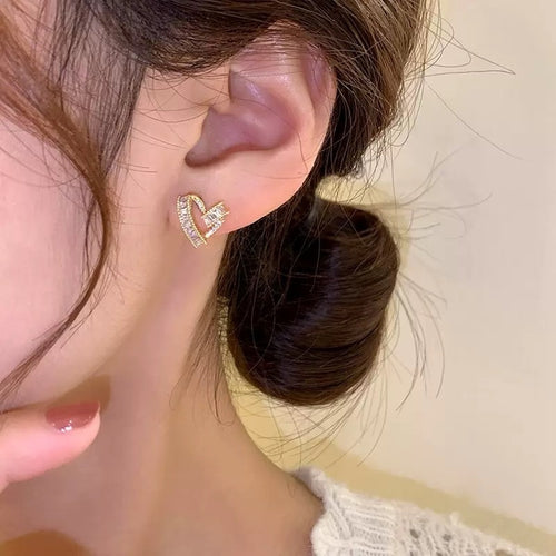 Light Luxury Copper Heart Zircon Stud Earrings With Silver Posts For Women