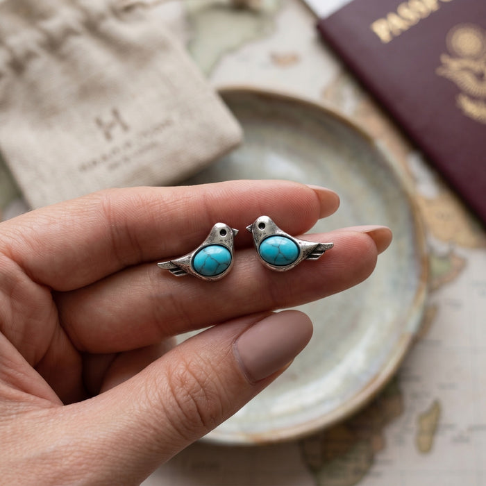 Vintage Alloy Little Bird Turquoise Inlay Stud Earrings For Women, Ethnic Minimal Creative Jewelry Earrings