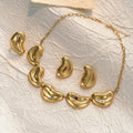 Luxury Vintage Gold Alloy Irregular Wrinkled Oval Bean Shape Fashion Statement Women's Stud Earrings view 4