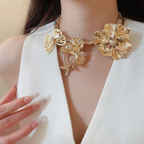 Western Style Statement Painted Hollow Flower Alloy Bracelet Necklace Jewelry Set For Women