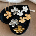 Alloy Flower Ring Stud Earrings Necklace Jewelry Set For Women Old Money Luxury Style view 1
