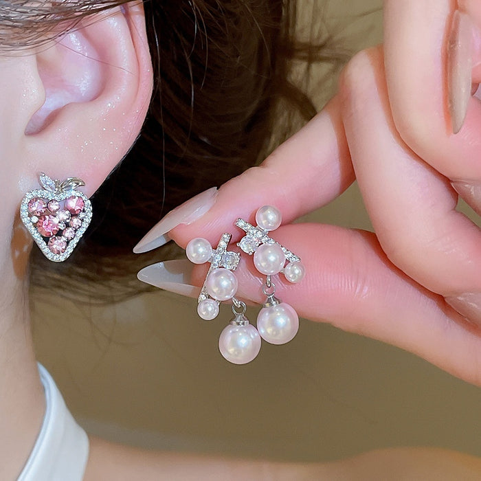 Korean Light Luxury Faux Pearl Zircon Flower Stud Earrings With Silver Pins For Women