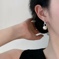 French Vintage Faux Pearl Geometric Clip-on Earrings for Women, Elegant Non-Pierced Ear Cuffs view 2