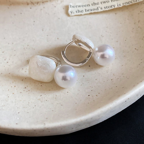 Korean Minimalist Square Faux Pearl Enamel Stud Earrings, Light Luxury Geometric Fashion Jewelry