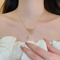 Light Luxury Copper Oval Zircon Pearl Pendant Necklace For Women Vintage Delicate Clavicle Chain view 4