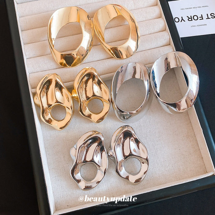 2026 New Alloy Irregular Pleated Geometric Stud Earrings For Women, European American Fashion Jewelry