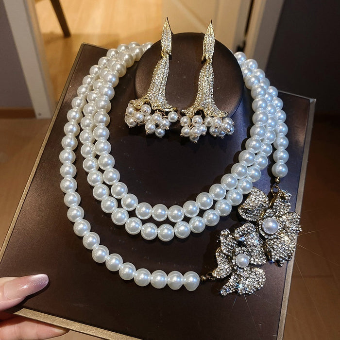 French Rhinestone Flower Faux Pearl Necklace And Earrings Jewelry Set, Vintage Old Money Banquet Style