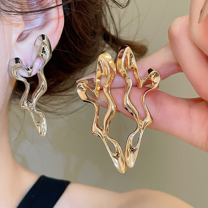 Minimalist Alloy Irregular Geometric Hollow Stud Earrings With Silver Pins 2026 Fashion Jewelry