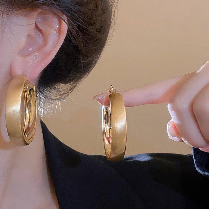 Minimalist Brushed Copper Round Hoop Earrings With Silver Pins, Fashion Geometric Design